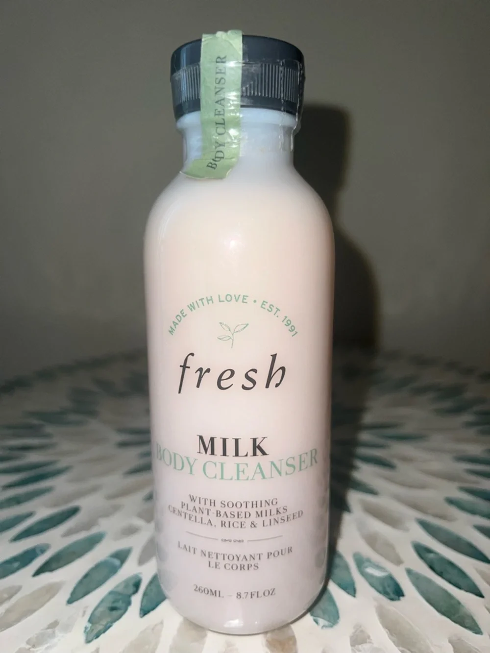 Fresh Milk Body Cleanser 8.7 oz Sealed Gentle Hydrating Body Wash - Picture 2 of 7